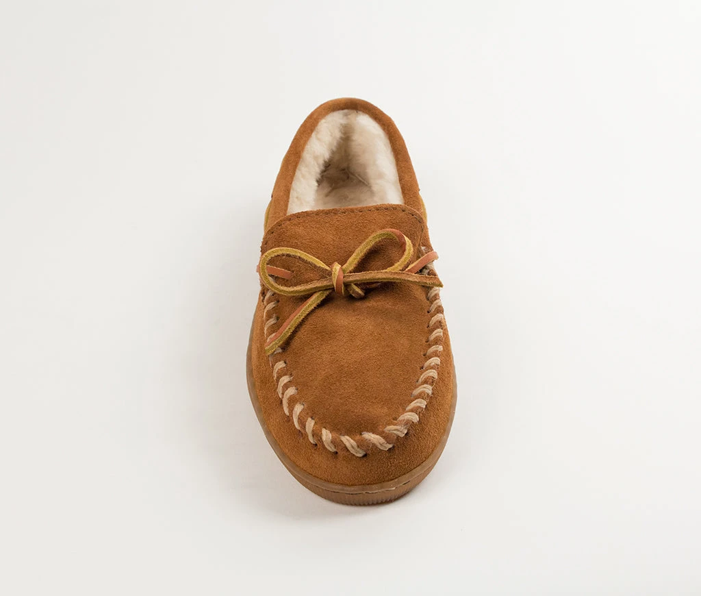 Minnetonka Moccasin Co 'Minnetonka' Men's Pile Lined Hardsole Moc Slipper - Brown - Image 4