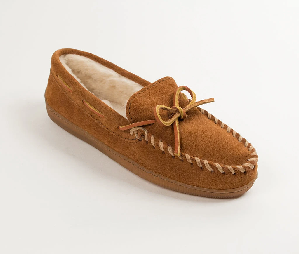 Minnetonka Moccasin Co 'Minnetonka' Men's Pile Lined Hardsole Moc Slipper - Brown